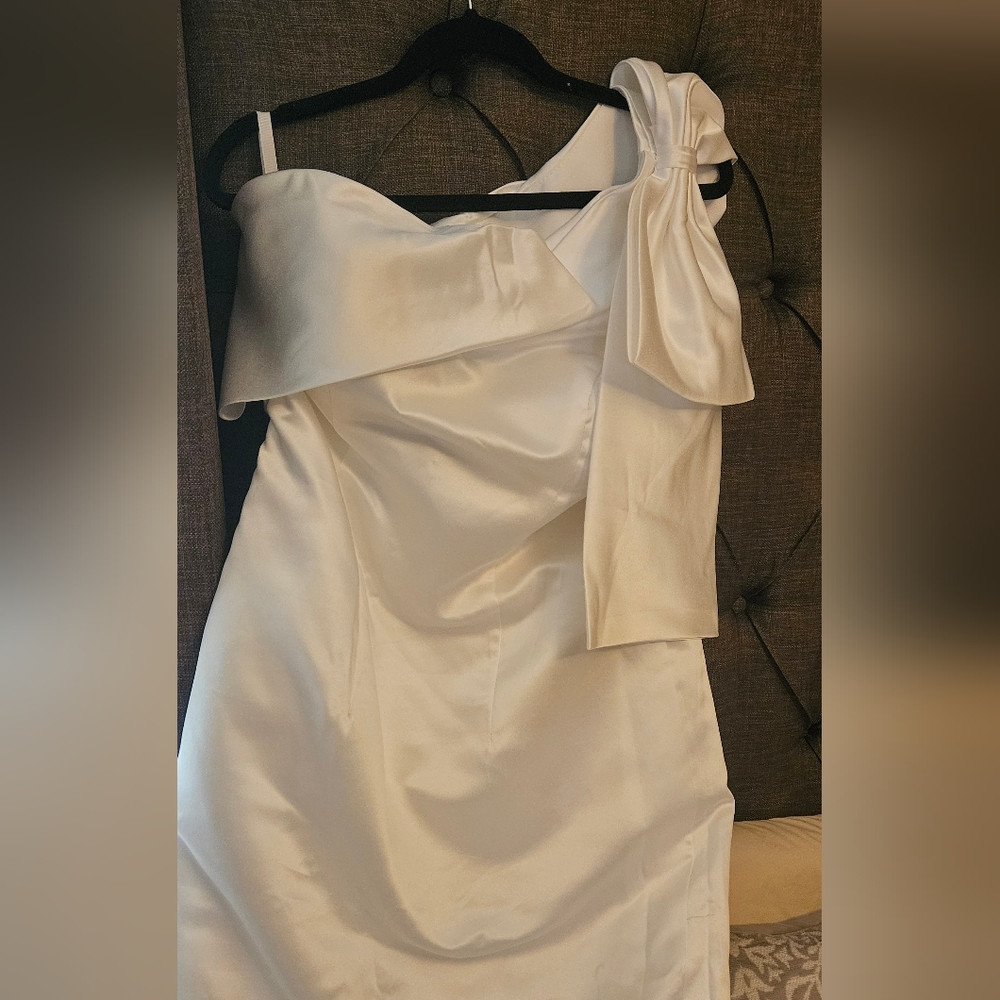 NWT Formal Bridal Gown Size 12